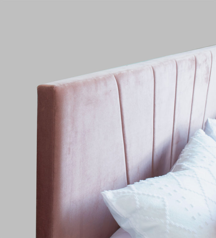 سرير فيفيكا كوين - مُنجّد بالجلد الصناعي مع صندوق تخزين