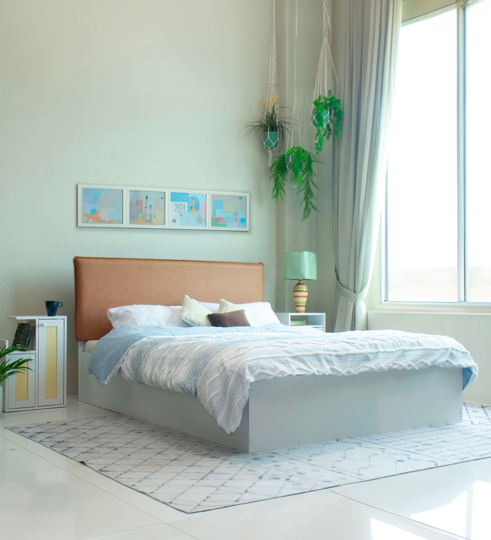 سرير ناما كوين - تنجيد جلدي صناعي مع صندوق تخزين