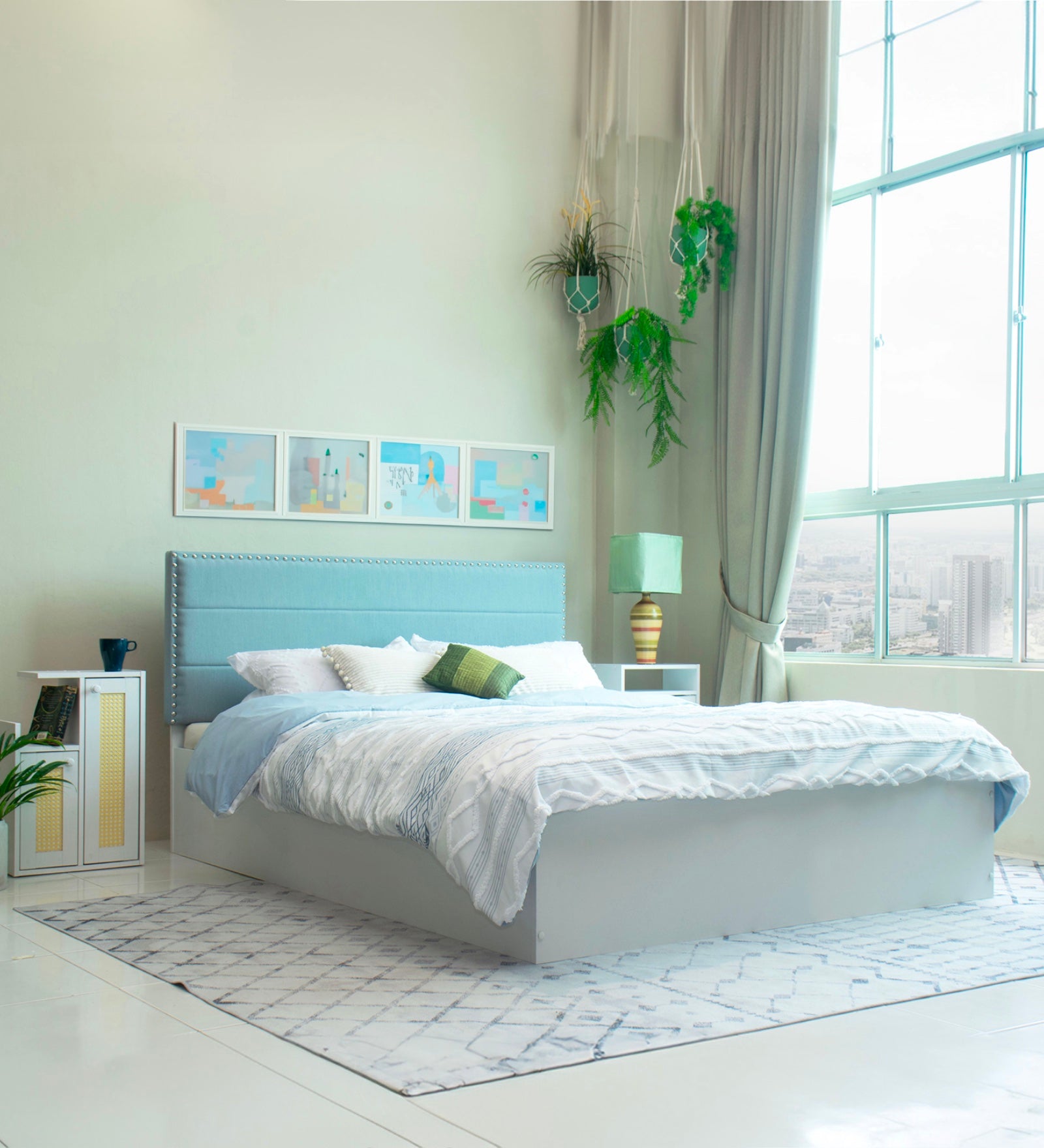 سرير سامادهي كوين - مُنجّد بالجلد الصناعي مع صندوق تخزين