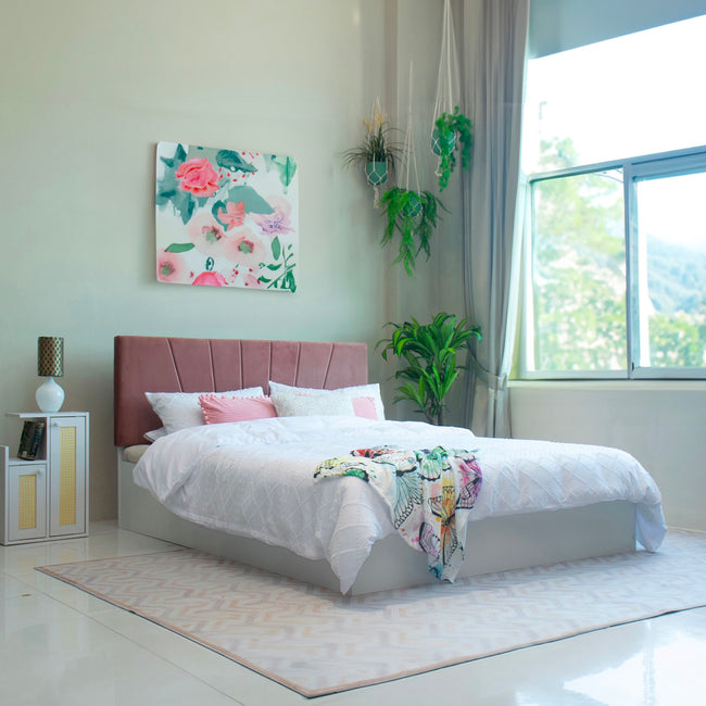 Viveka Queen Bed – Leatherette Upholstered with Box Storage