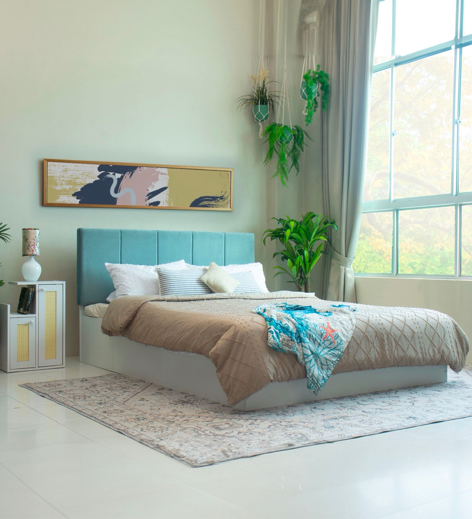 سرير يانترا كوين - مُنجّد بالجلد الصناعي مع صندوق تخزين