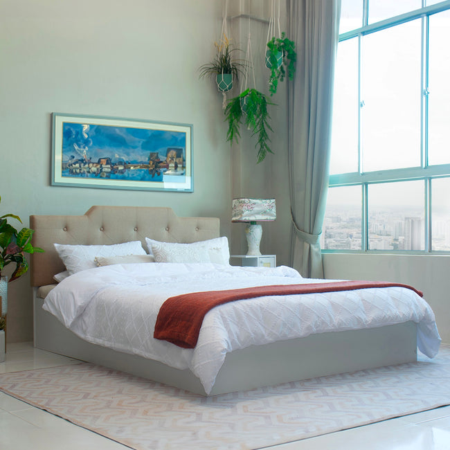 Prajna Queen Bed – Leatherette Upholstered with Box Storage