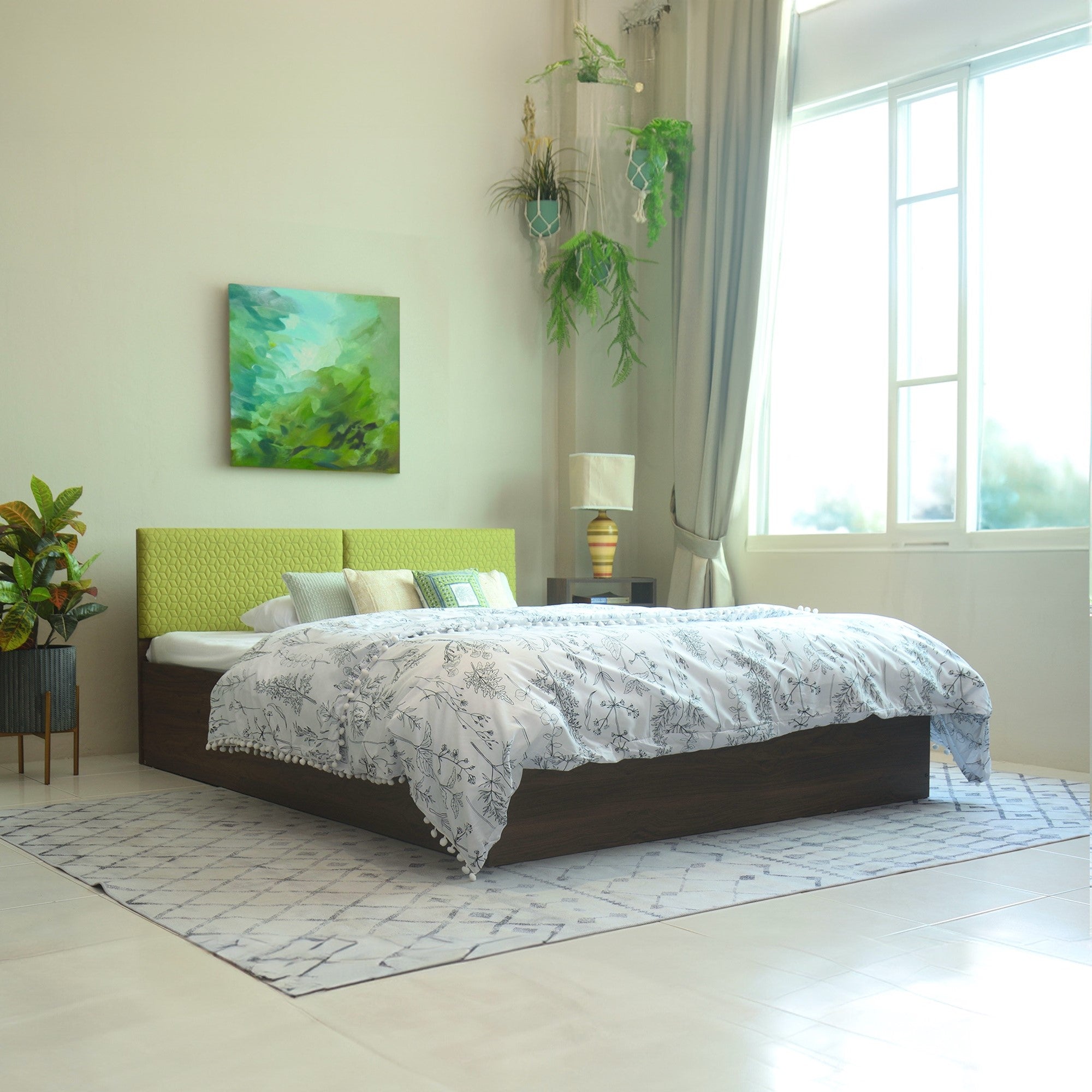 Lush Deluxe Queen Bed – Modern Storage Bed with Non-Woven Base