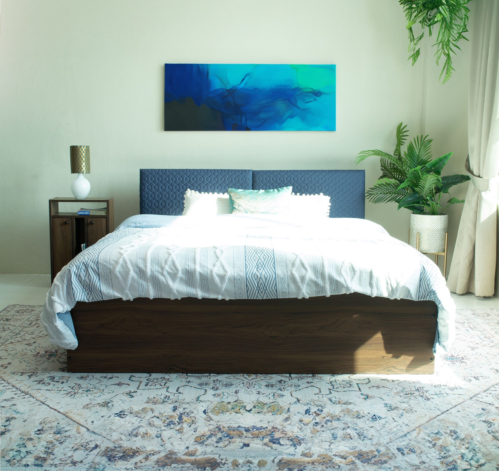 Lush Deluxe Queen Bed – Modern Storage Bed with Non-Woven Base