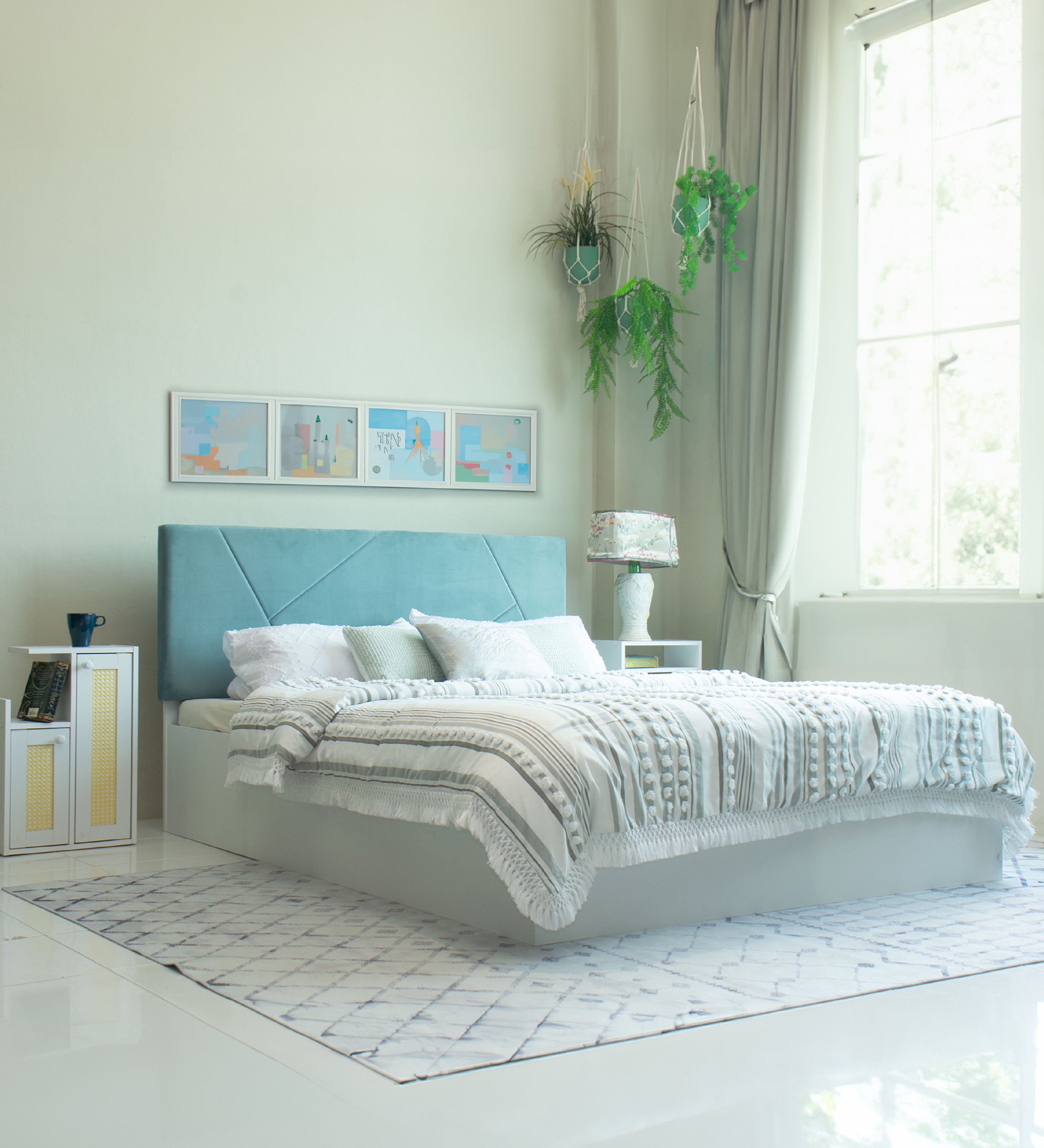 Kosha Queen Bed – Leatherette Upholstered with Box Storage