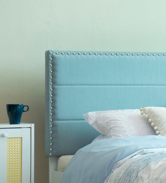 Samadhi Queen Bedroom Set – Upholstered Bed & 4-Door Wardrobe (White & Silver Oak)